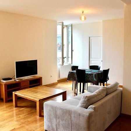 Un Joli Pied A Terre Apartment Montignac-Lascaux Exterior photo