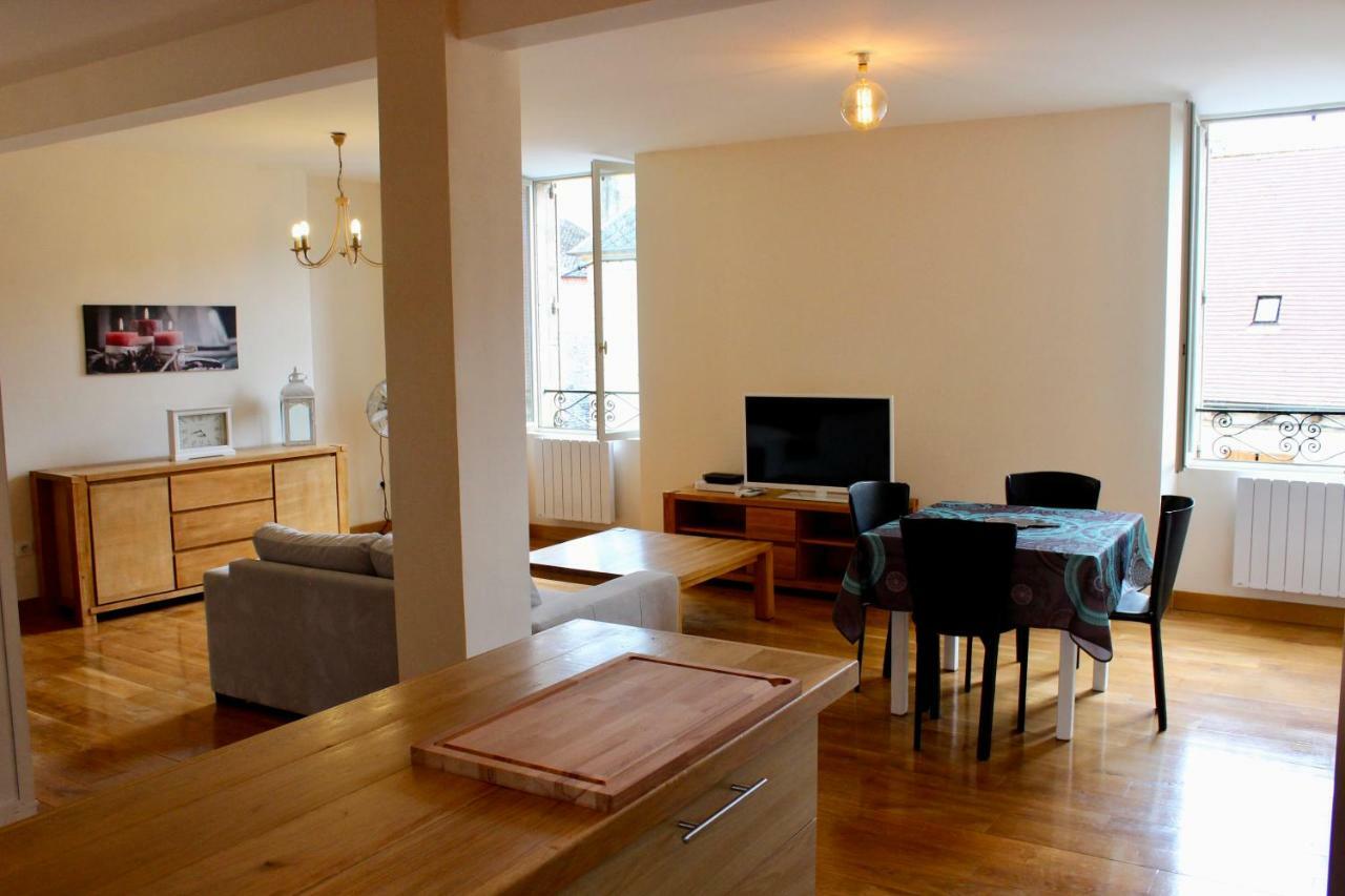 Un Joli Pied A Terre Apartment Montignac-Lascaux Exterior photo